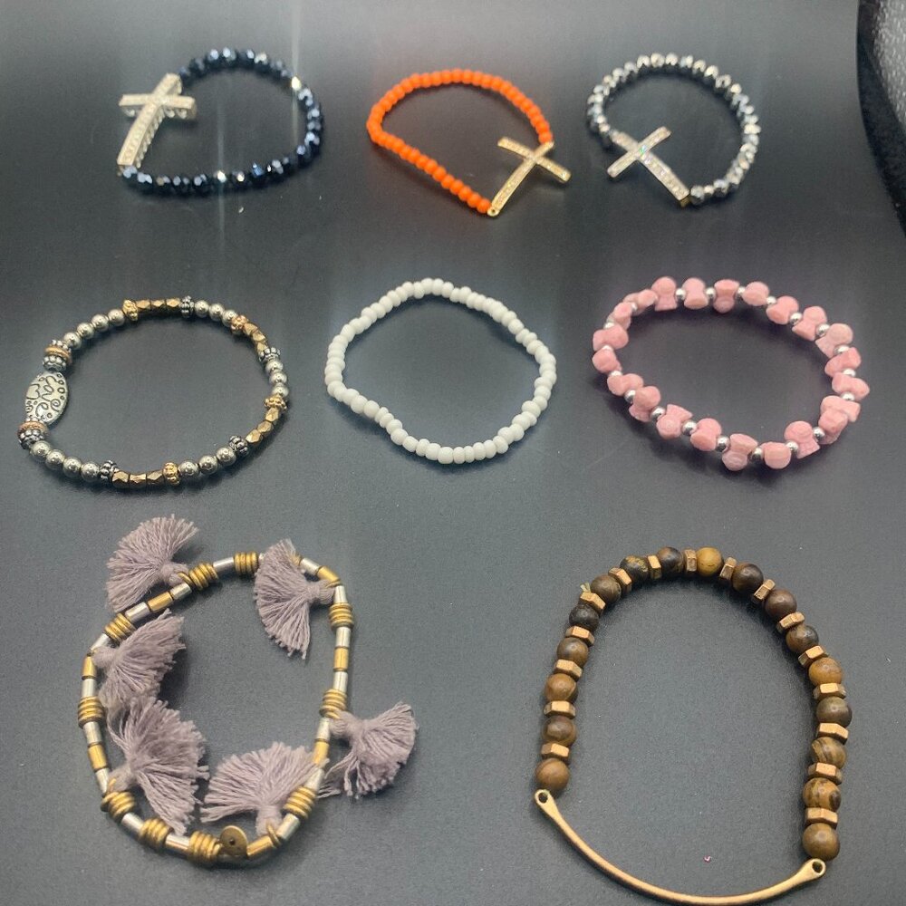 8ct Handcrafted Assorted Color Stretch Bracelets